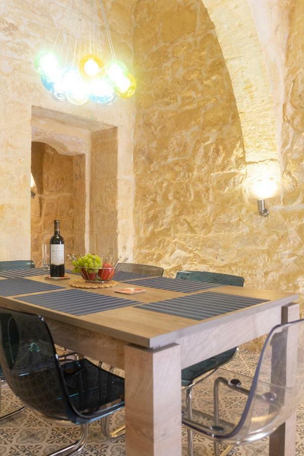 Villa 16 Lettings - Charming Character House Vittoriosa Exterior foto