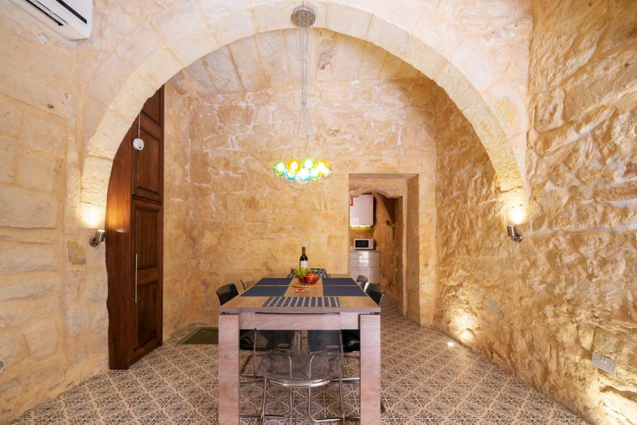 Villa 16 Lettings - Charming Character House Vittoriosa Exterior foto